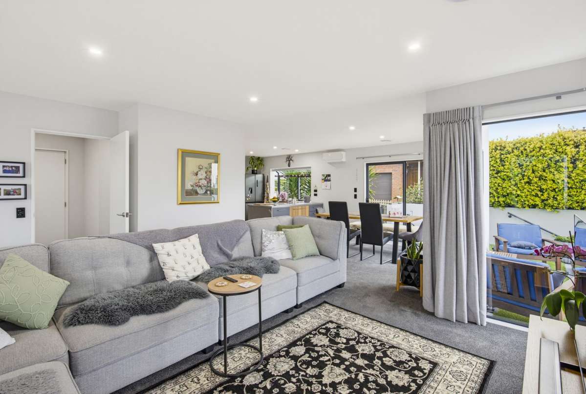 379 Kapiti Road_3