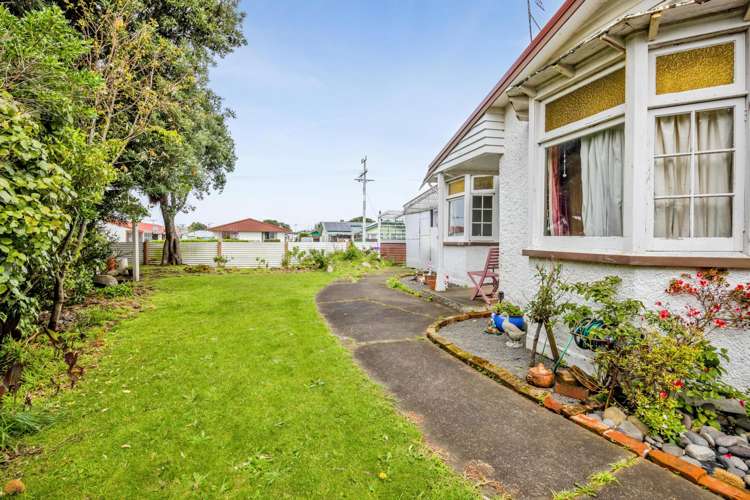 32 Norfolk Street Patea_5