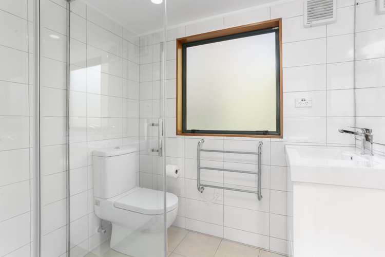 22 Cochran Road Oratia_18