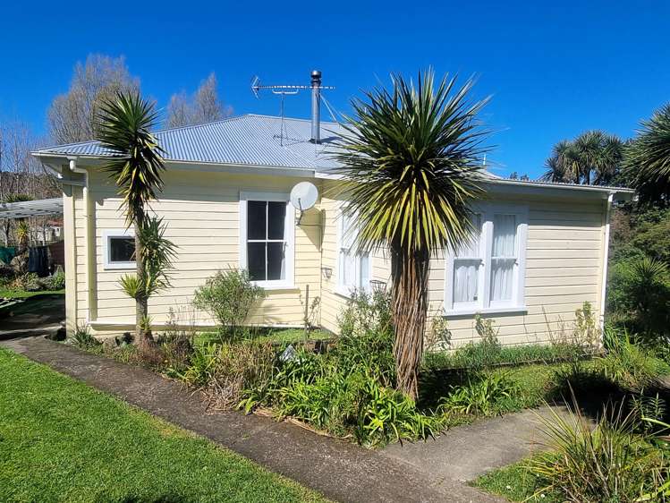 20 Makomako Street Pongaroa_4