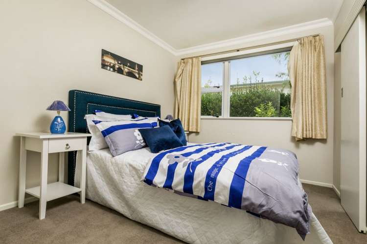 7 Ellesmere Crescent Pakuranga Heights_11