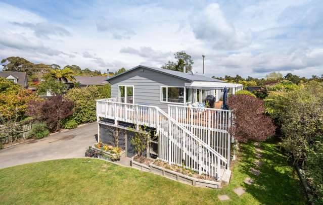 Relaxed Coastal Living in Māpua