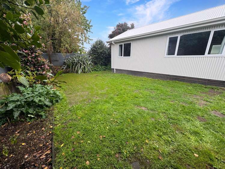 2 Glassey Drive 1383_7