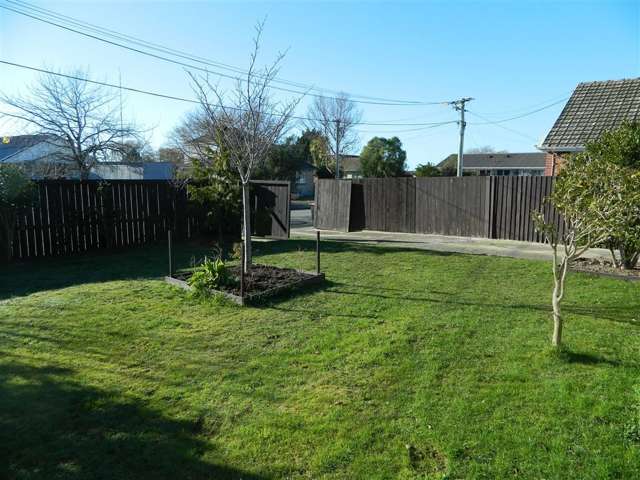 25 Twynham Place Aranui_2