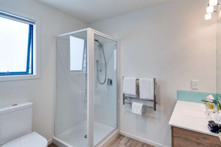 54 Charles Street Westshore_19