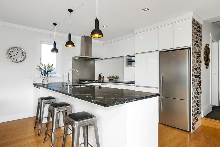 19 Kiwi Road Point Chevalier_8