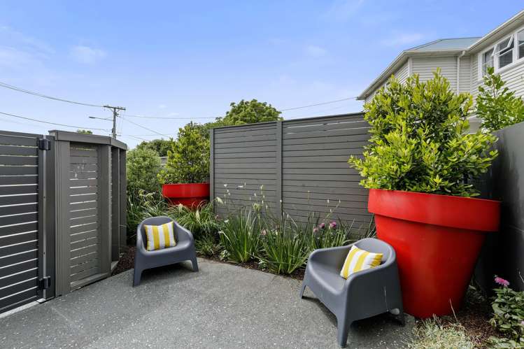 5 Te Whiti Grove Waterloo_10