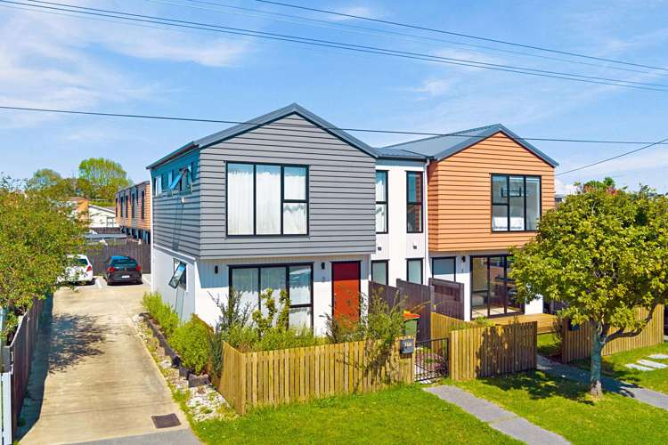 1/17 Rewarewa Road Te Atatu Peninsula_24