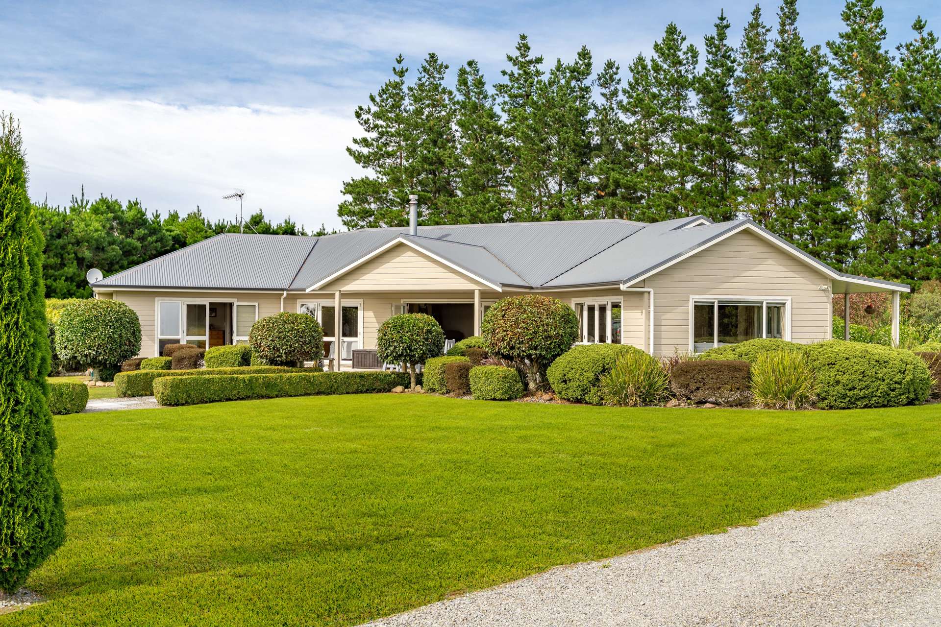 213 Woodside Road Woodside_0