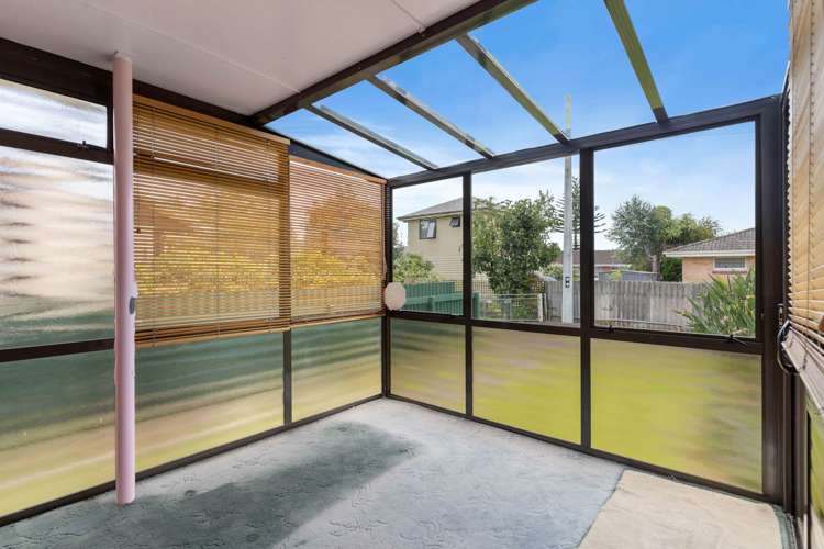 2/49b Wintere Road Papatoetoe_11