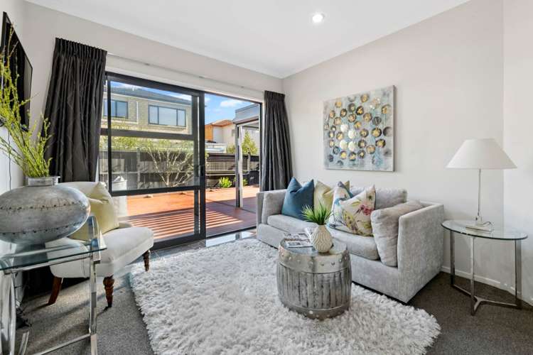 44 Arranmore Drive Flat Bush_3
