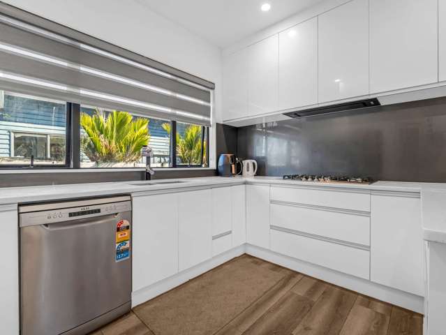 43B Springs Road Parakai Parakai_2