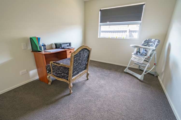 5 Hineaari Street Marshland_11