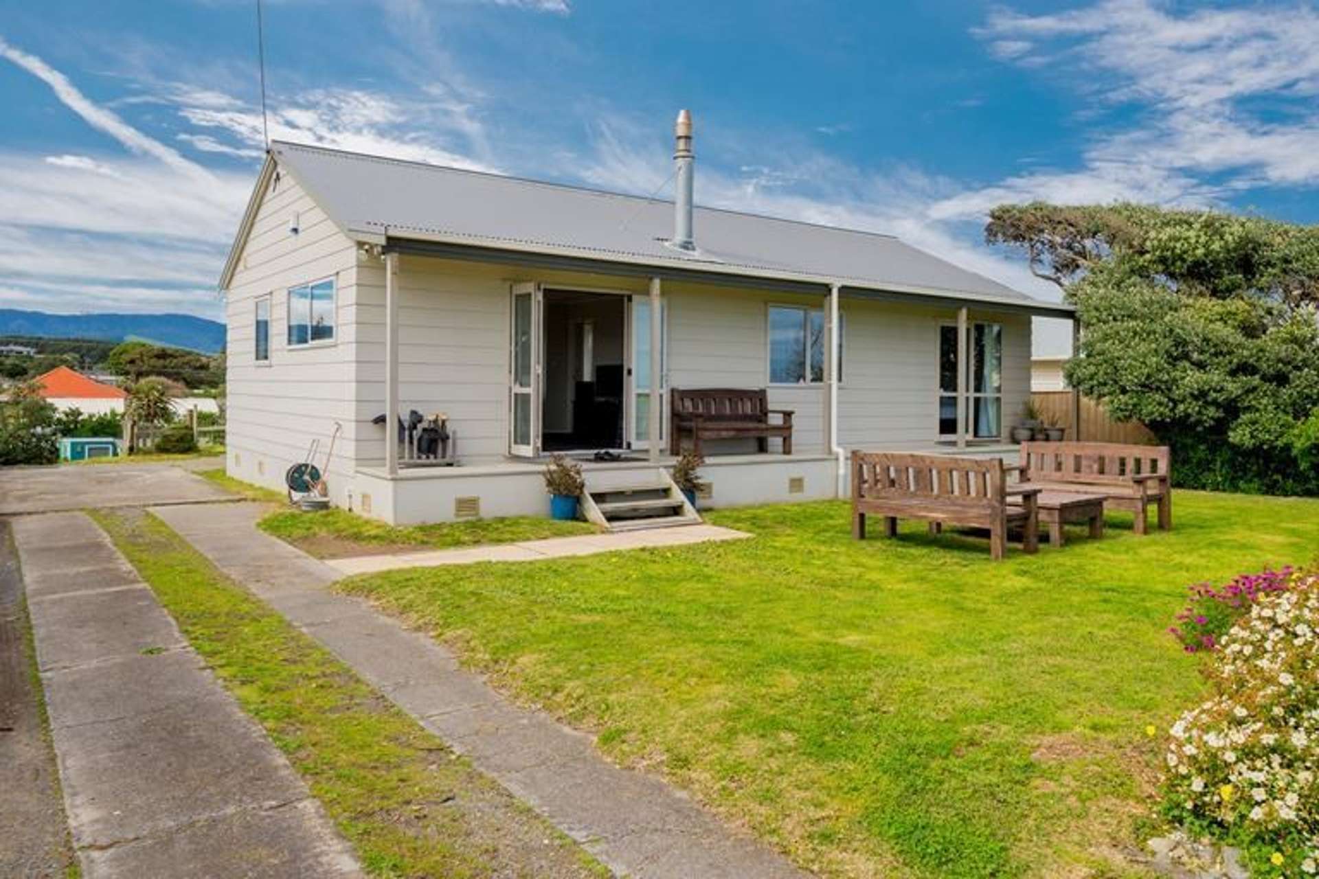 36 Marine Parade Otaki Beach_0