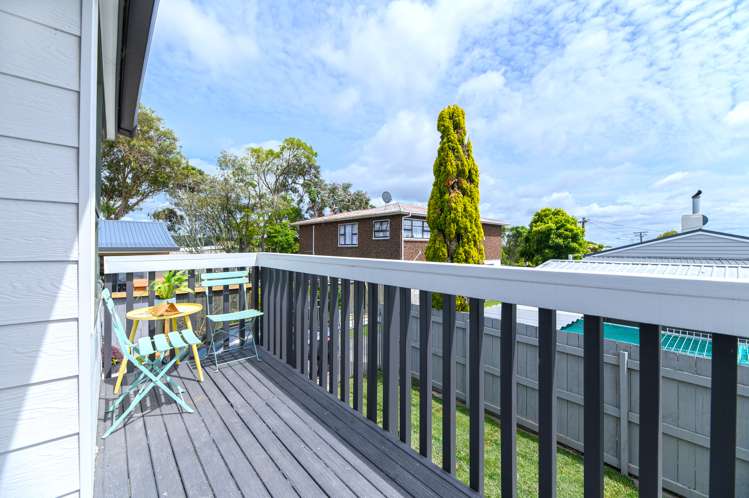 2/3 Sheridan Drive New Lynn_10