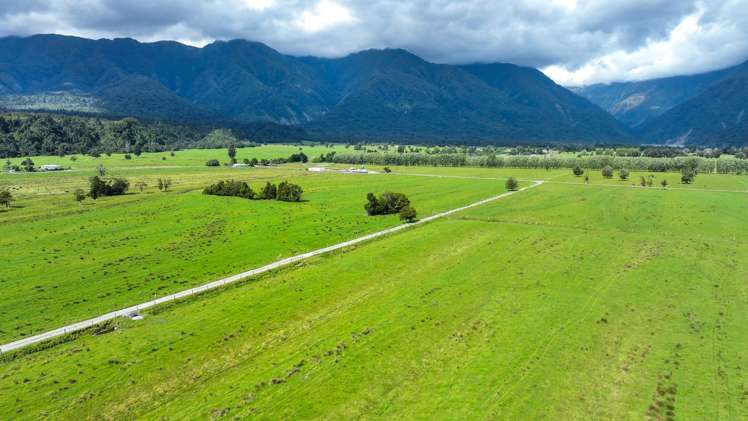 217 Poerua Valley Road Harihari_11