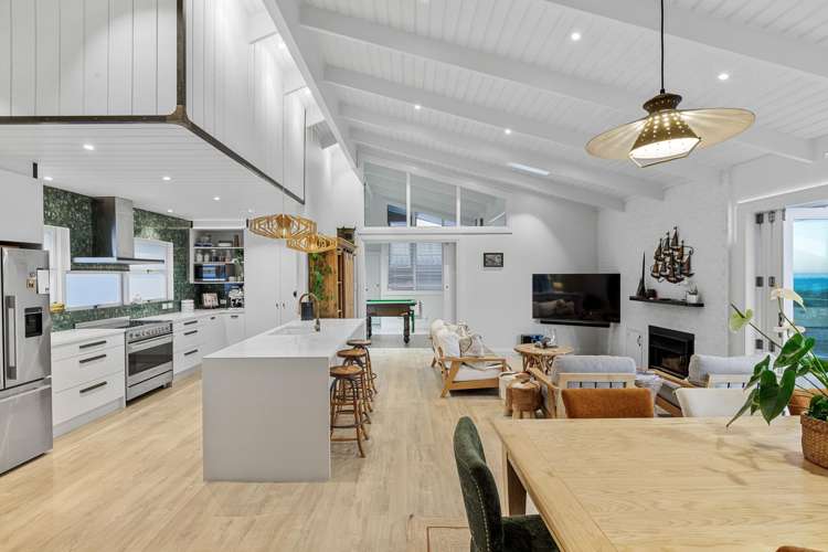 899 Whangaparaoa Road Manly_18