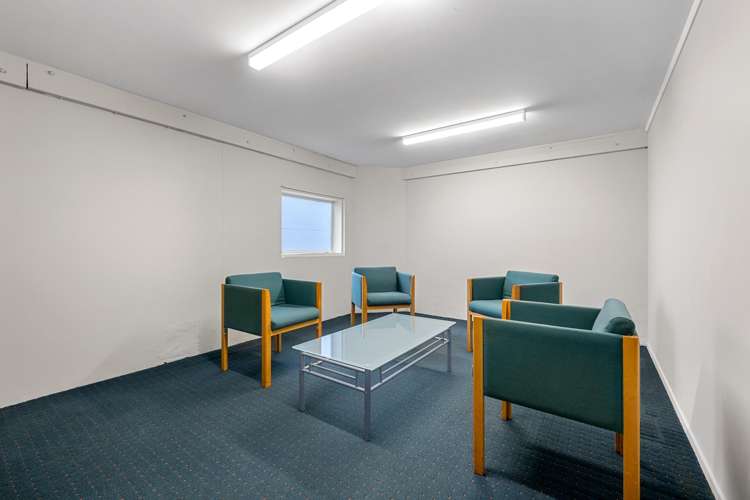 Unit 4, 3 Alpha Street Te Aro_10