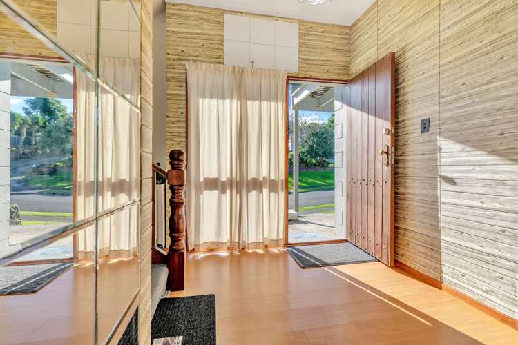 11 Dunton Drive_5