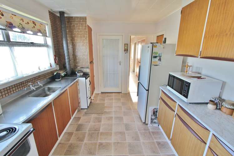 100 Richmond Avenue Tokoroa_10