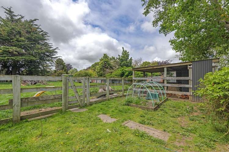 176 Bridge Street Bulls_5