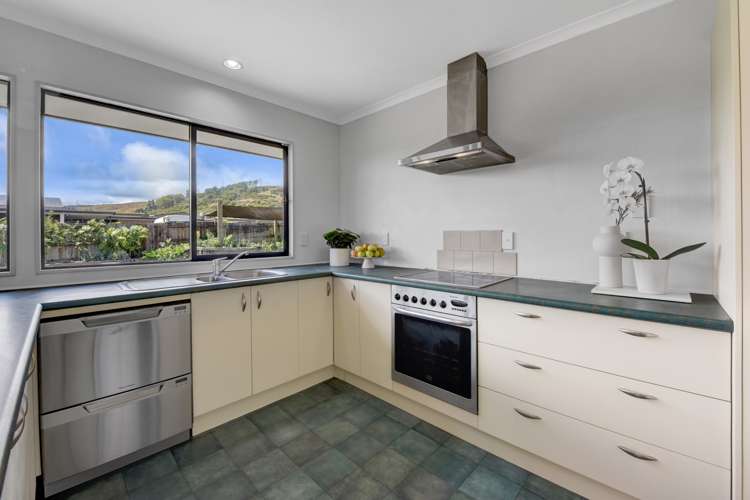 9 Ashdonleigh Grove Stoke_4