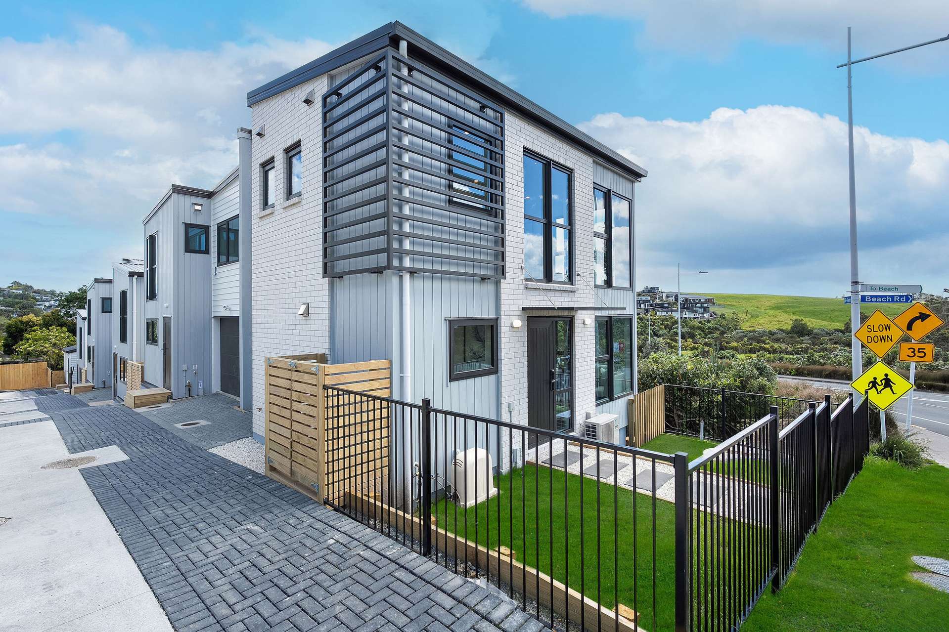 1/1090 Beach Road Torbay_0