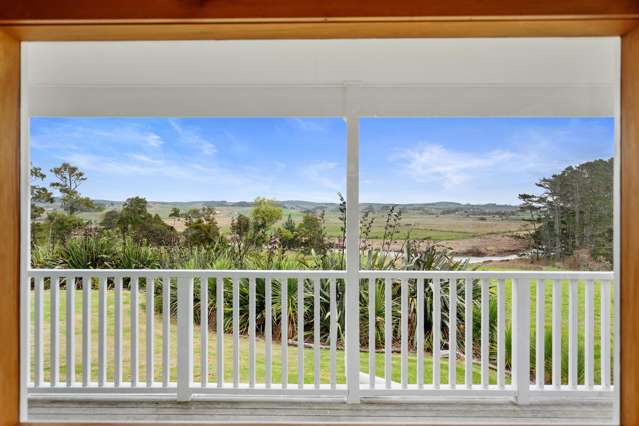 Rural Prestige. Sunset Views. Everyday Magic.