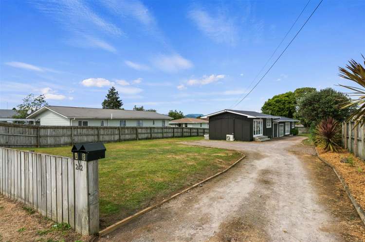 242 Clayton Road_0