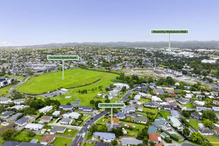 17 Kirrie Avenue Te Atatu South_14