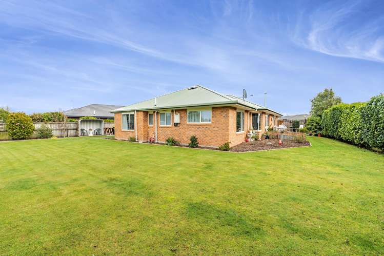 6 Oldham Place Darfield_22