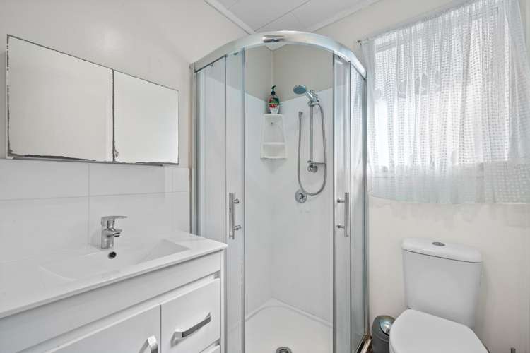 1 Harrow Place Manurewa_8