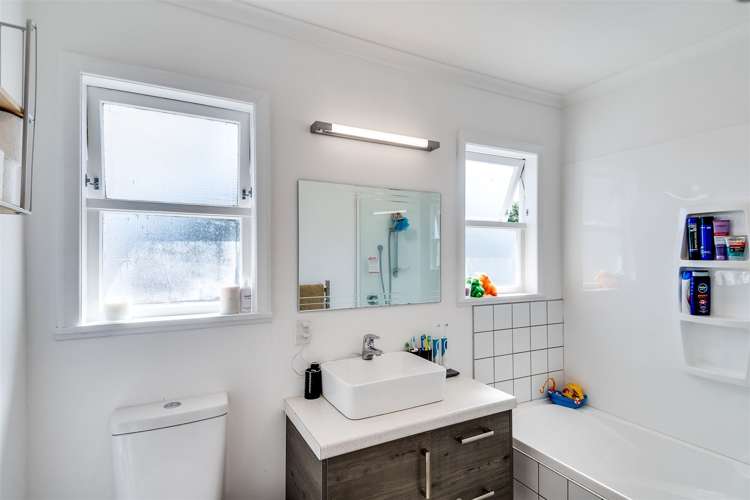 26 Hitchings Avenue Onekawa_7