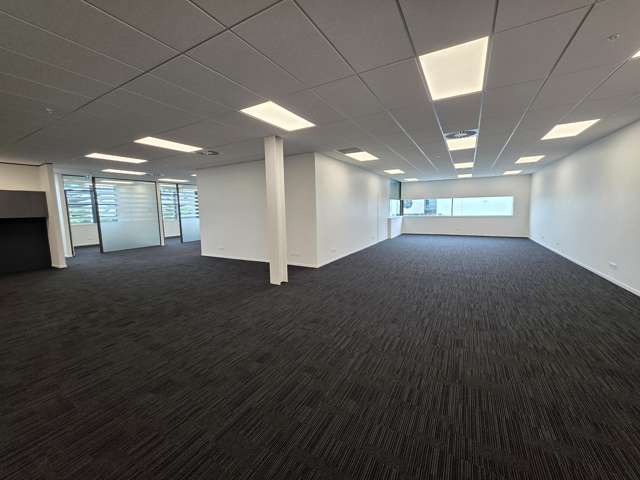 30 Highbrook Drive East Tamaki_3