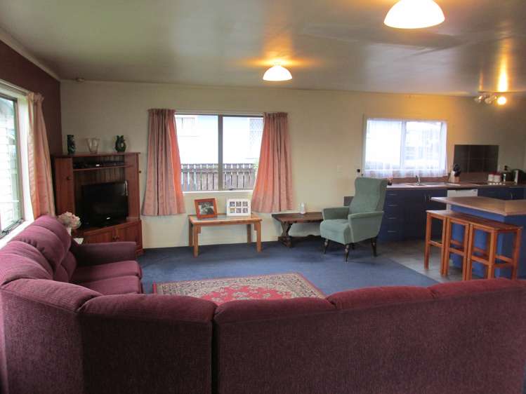 7 Barrett Place Carterton_5