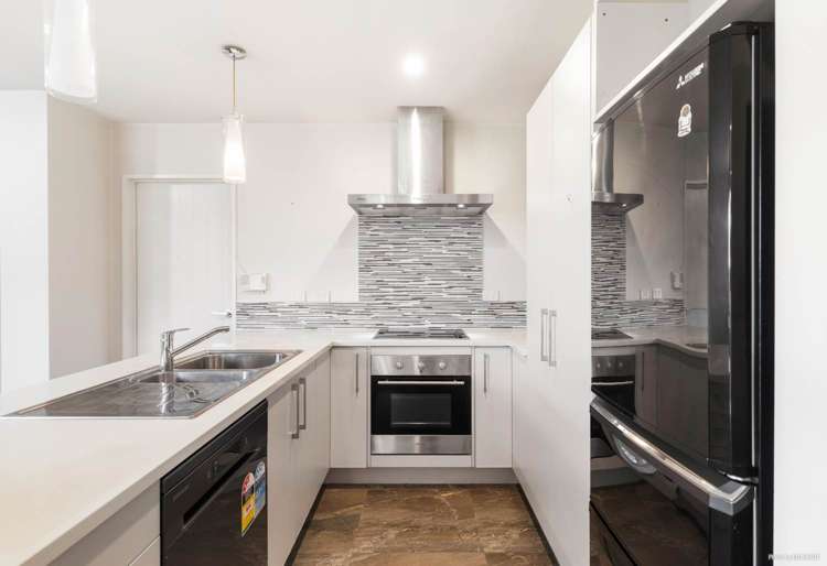 110 Helenslee Road Pokeno_1