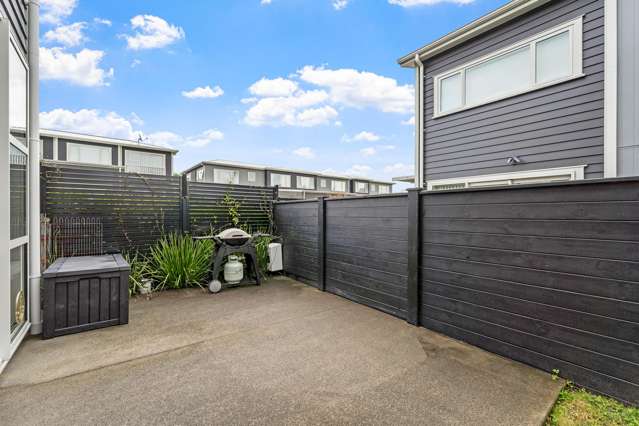 6 Taitonga Lane Stanmore Bay_2