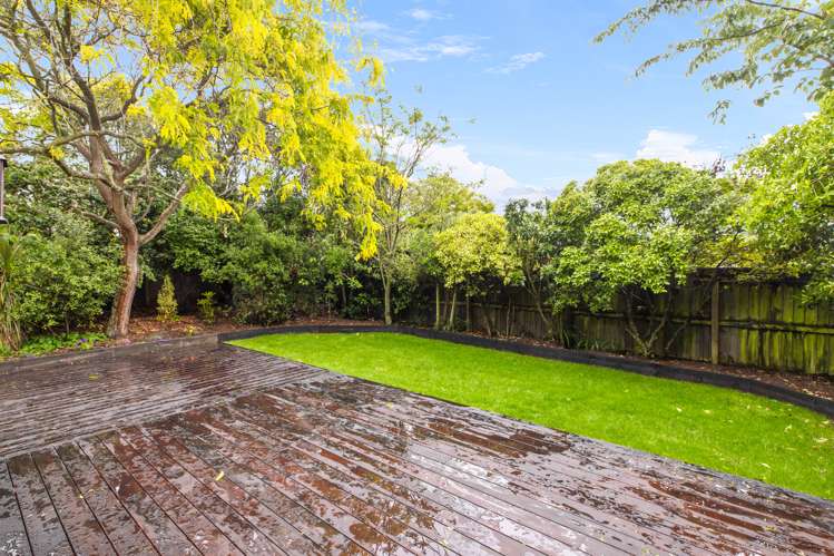 82 Chartwell Street Burwood_28