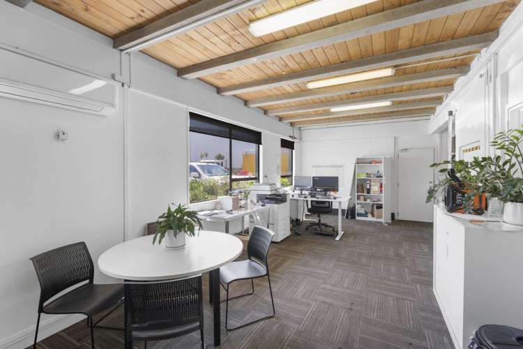 115 Grange Street Hillsborough_21