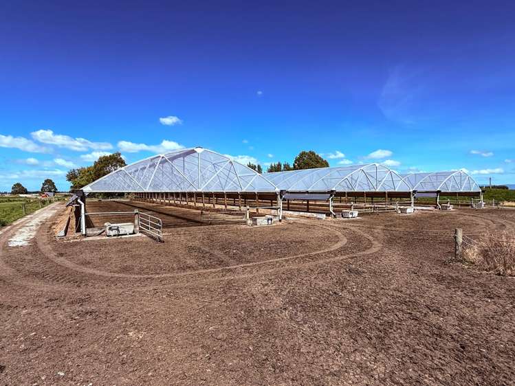 867 Hundred Line Road East South Hillend_12