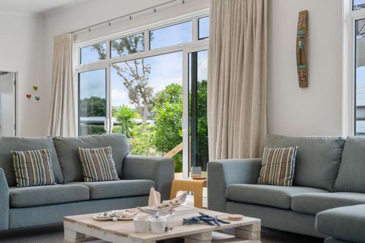 99 Vista Paku Pauanui_7