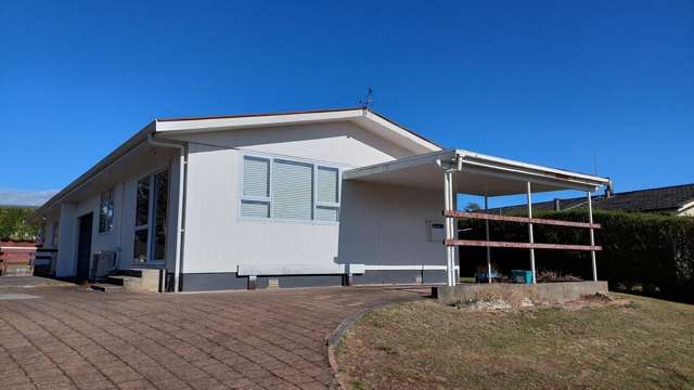 High Quality Renovation - Fully Furnished