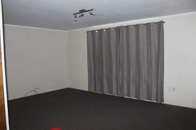 11 Lickfold Lane Pukete_3