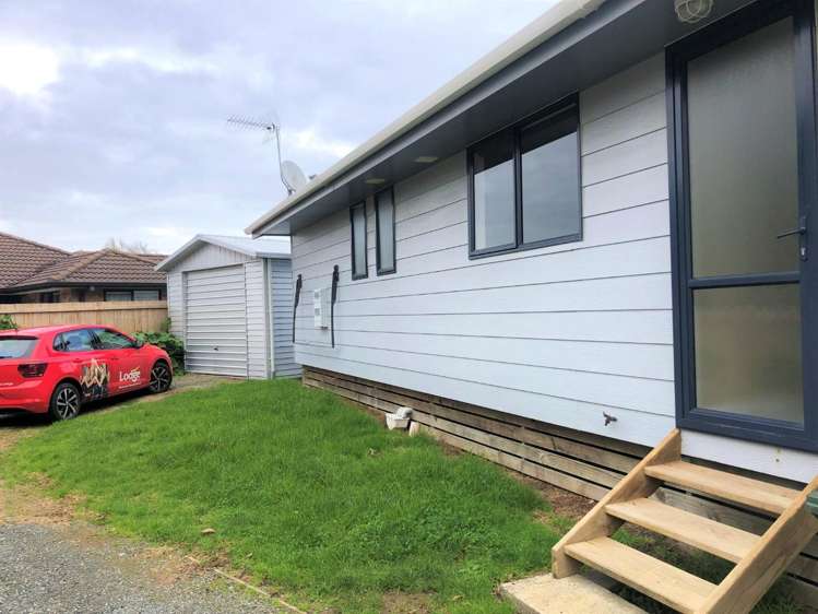 128 Brookfield Street 1074_0