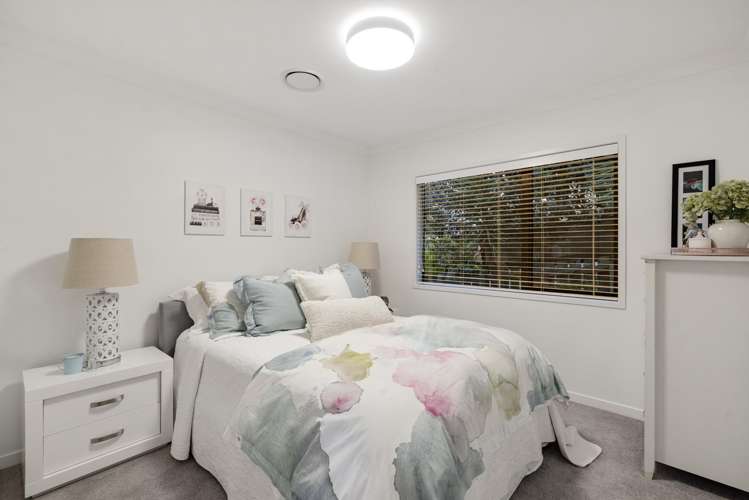 25 Aurora Avenue Welcome Bay_22
