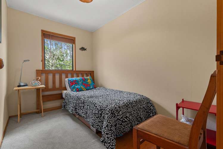 172 Howard Road Orere Point_13