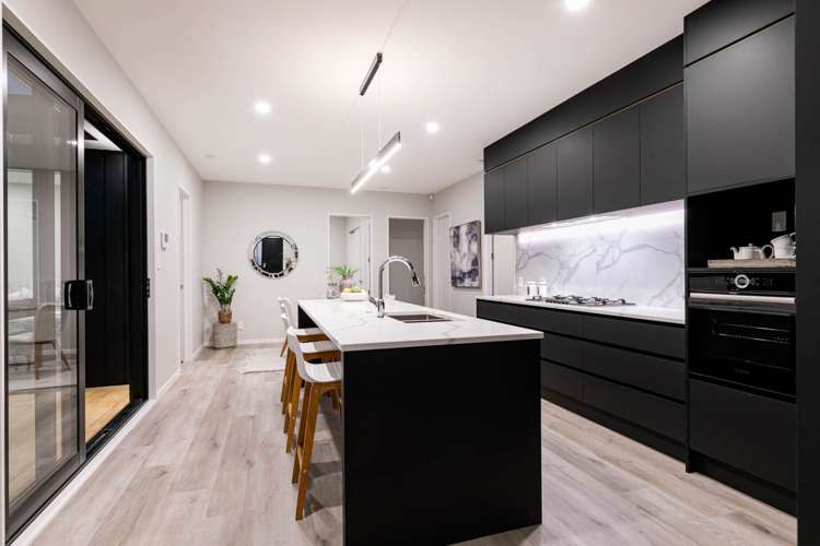 11 Frith Street Wainui_10