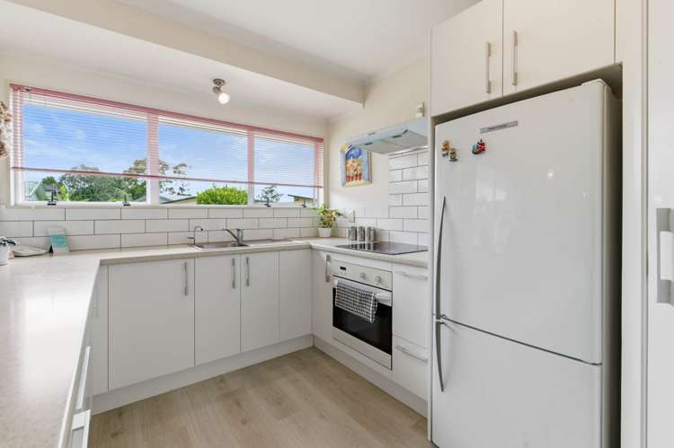 2/54 Millen Avenue Pakuranga_12