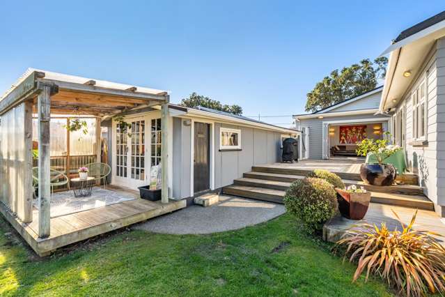 18 Bracken Street Petone_2