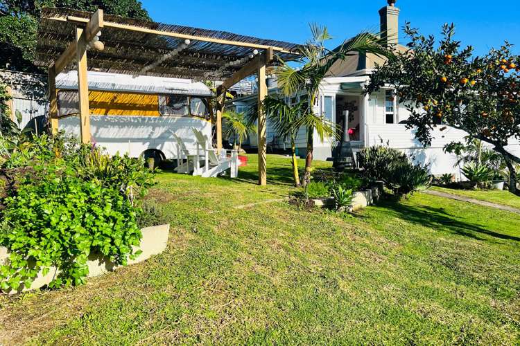 132 Edward Street Thames_17